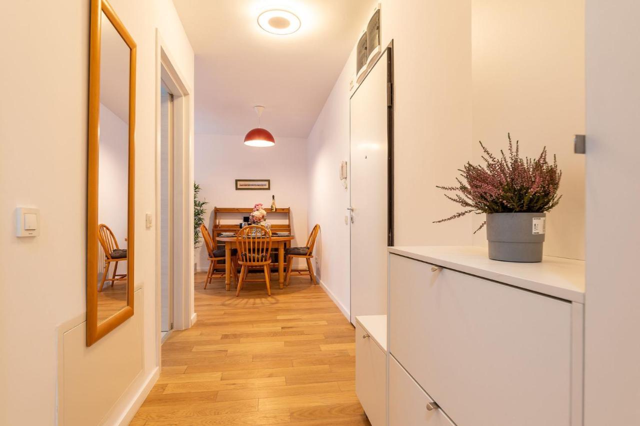 North Likehome Comfort Bucarest Esterno foto